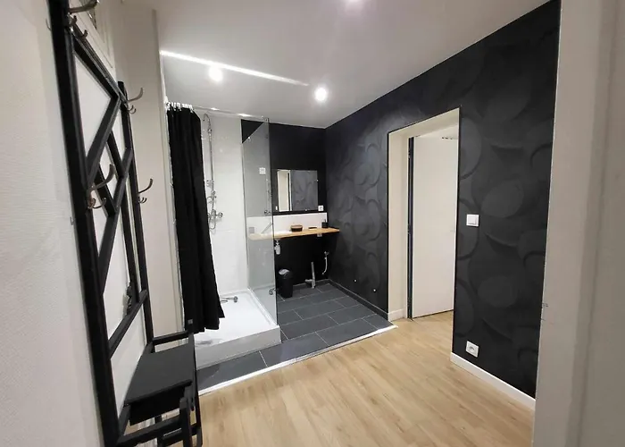 De Guise 7 * Valenciennes